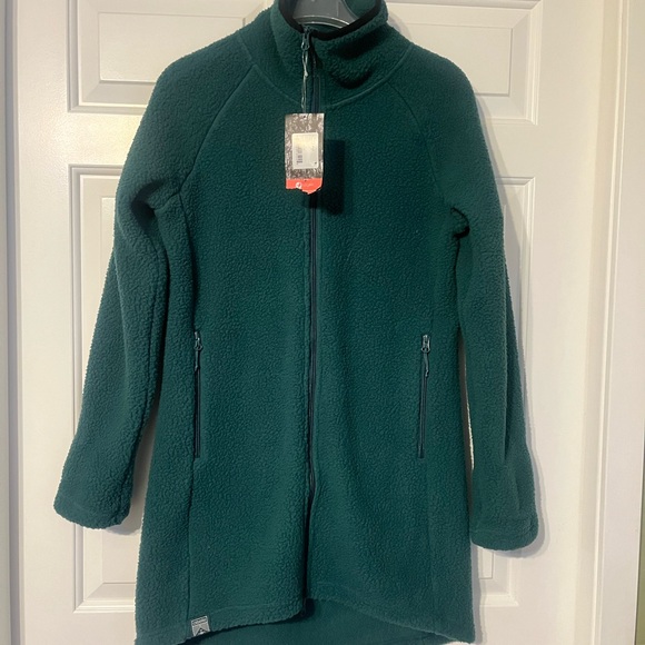 oiselle Jackets & Blazers - Oiselle AT Green Fleece Jacket new with tags. Size S